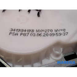 Peugeot - 5008 - Rear seatbelt, centre