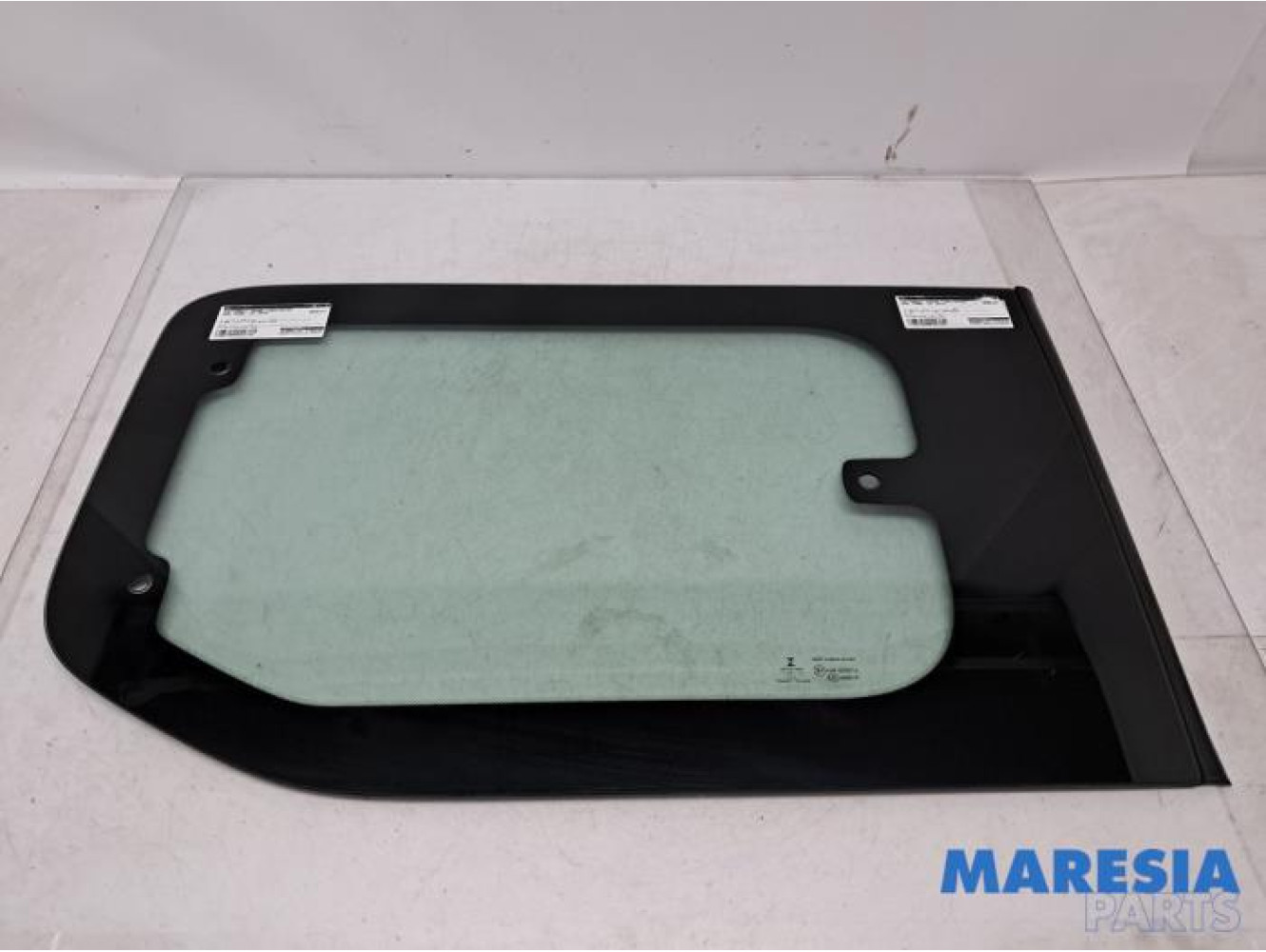 Opel - Combo - Vitre portière 4portes arrière gauche
