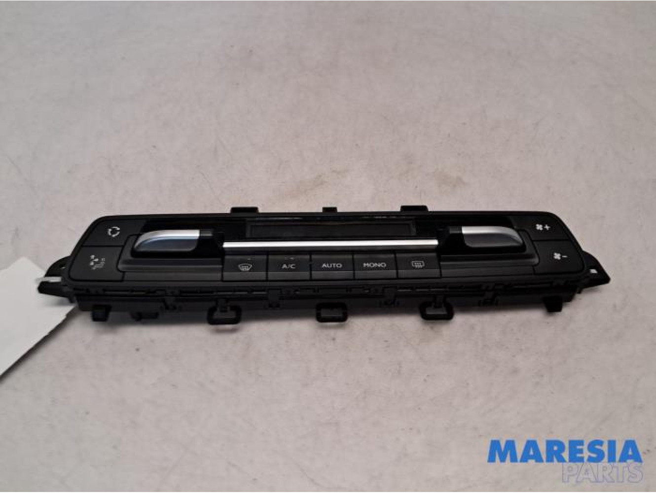 Opel - Combo - Heater control panel
