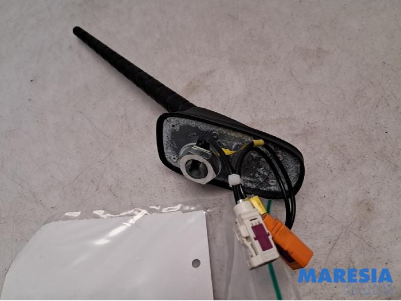 Opel - Combo - Antenne
