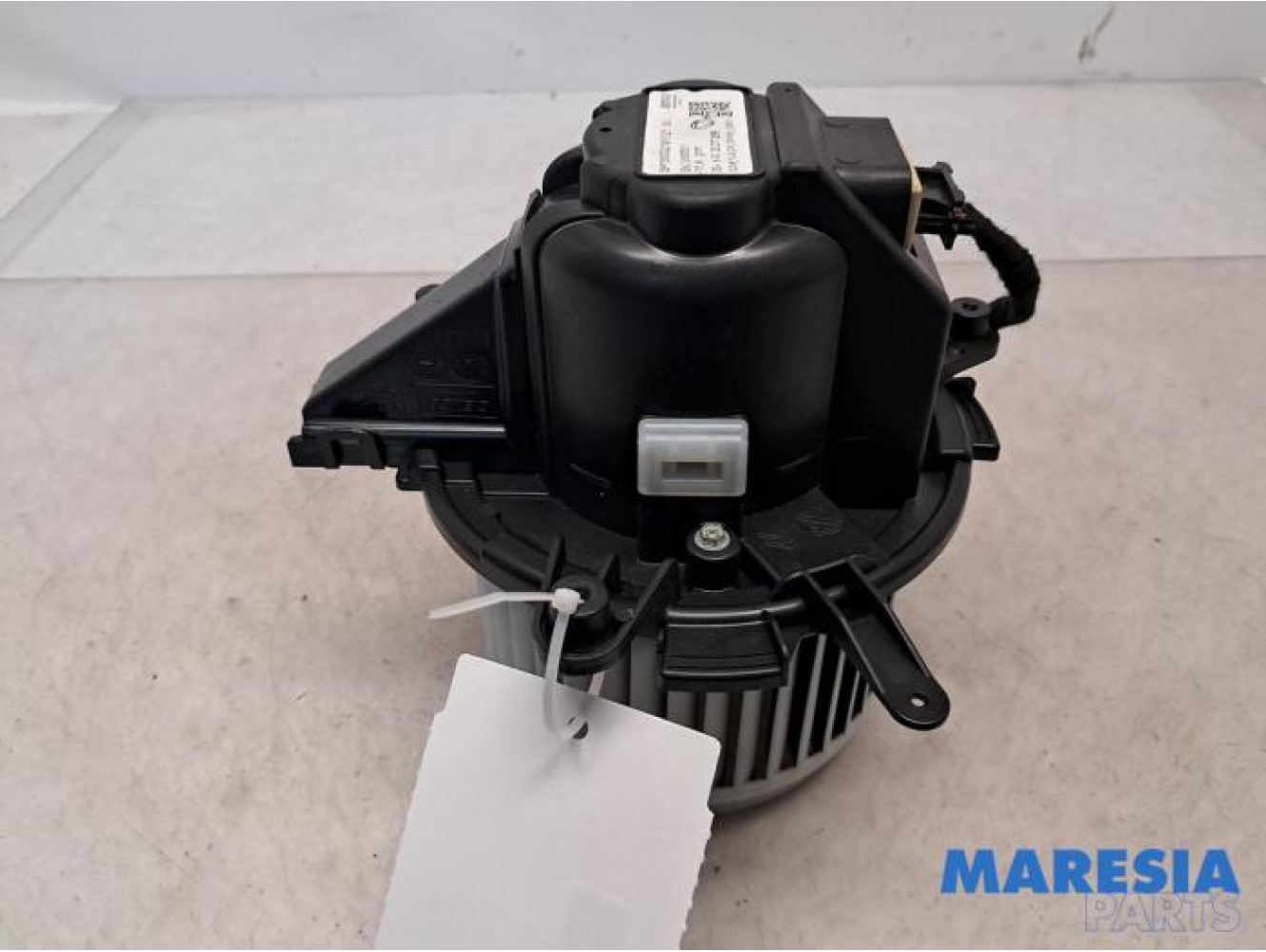 Opel - Combo - Heating and ventilation fan motor