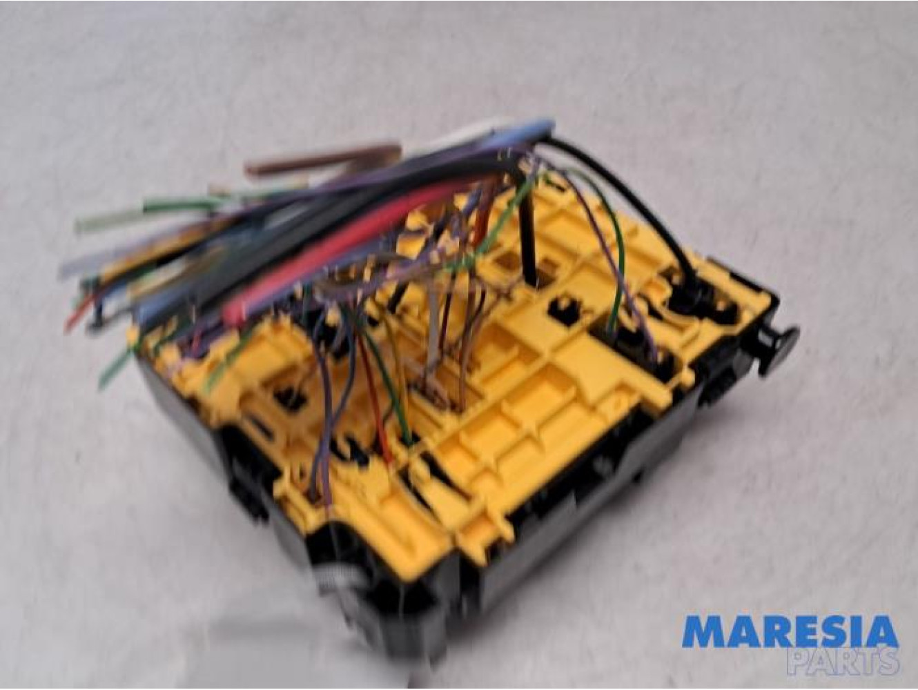 Peugeot - 5008 - Fuse box