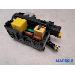 Peugeot - 5008 - Fuse box