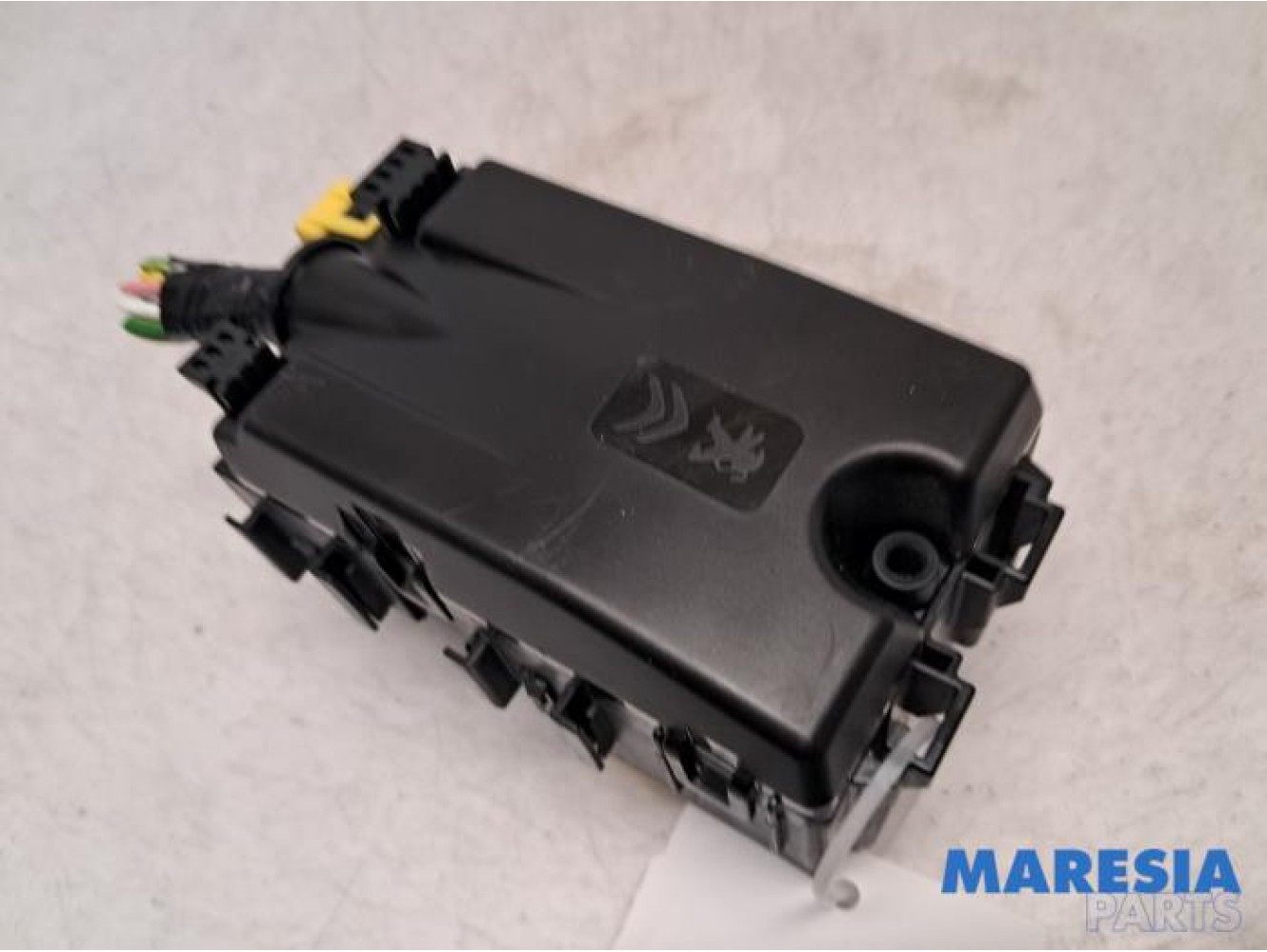 Peugeot - 5008 - Fuse box