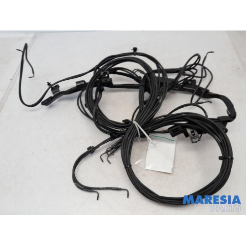 Peugeot - 207 - Conduit hydraulique toit escamotable
