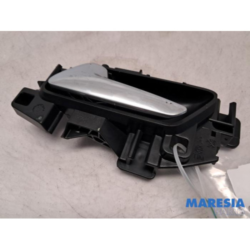 Peugeot - 5008 - Rear door handle 4-door, left