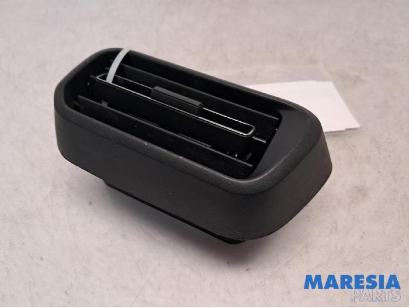 Opel - Combo - Dashboard vent