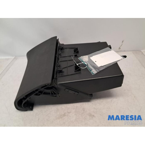 Opel - Combo - Glovebox