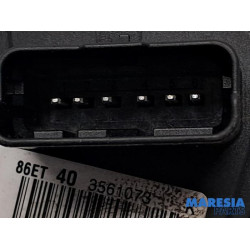Opel - Combo - Accelerator pedal