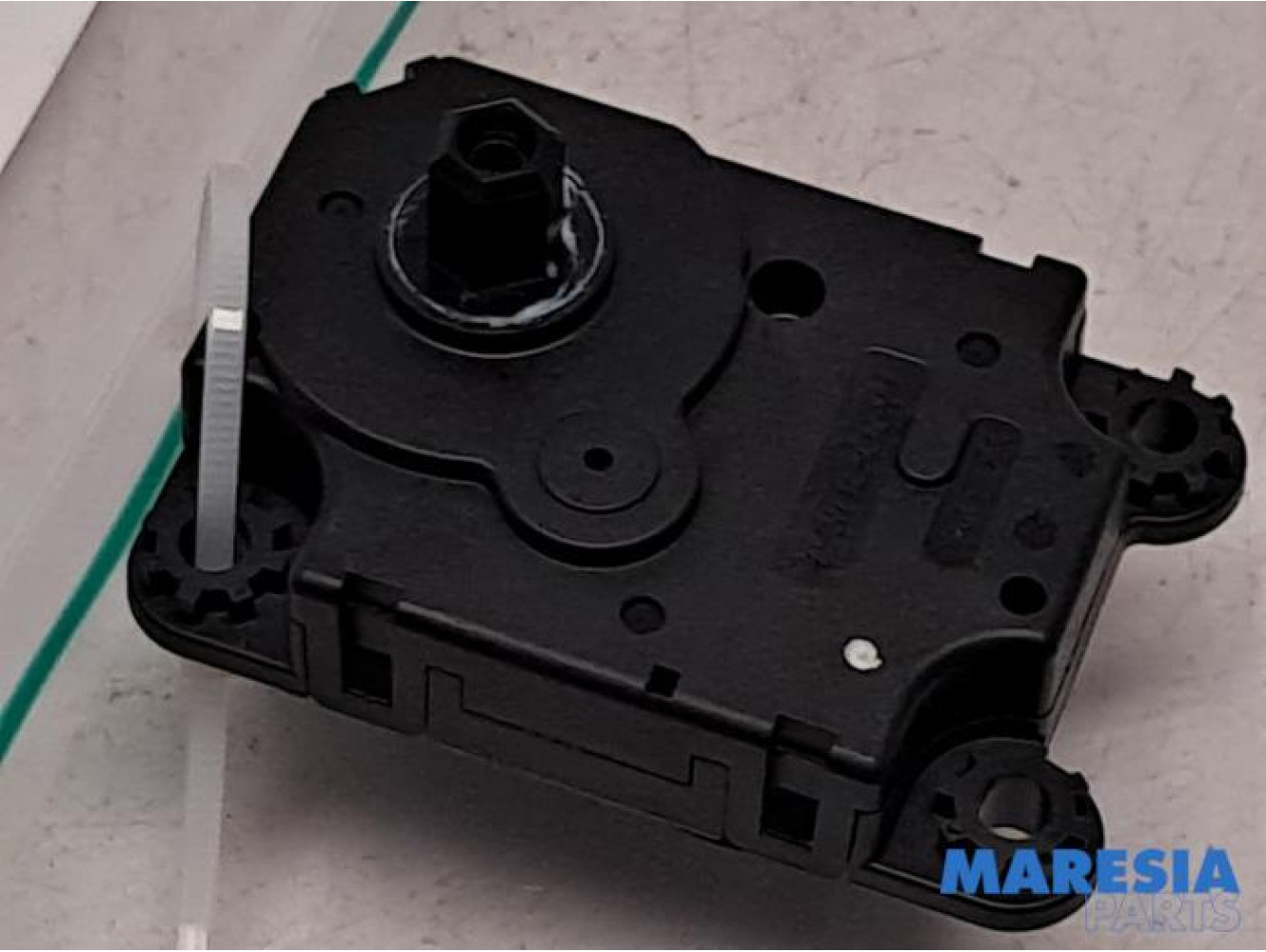 Opel - Combo - Kachelklep Motor
