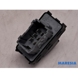 Opel - Combo - Electric window switch