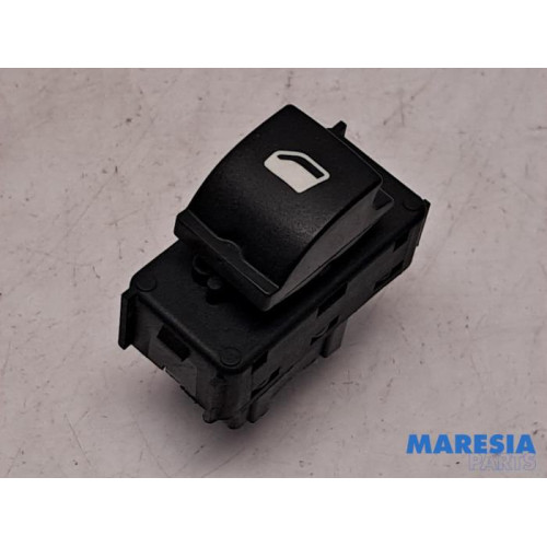 Opel - Combo - Electric window switch