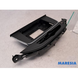Opel - Astra - Radioblende