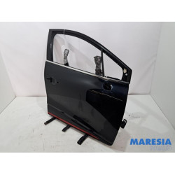 Renault - Clio - Front door 4-door, right