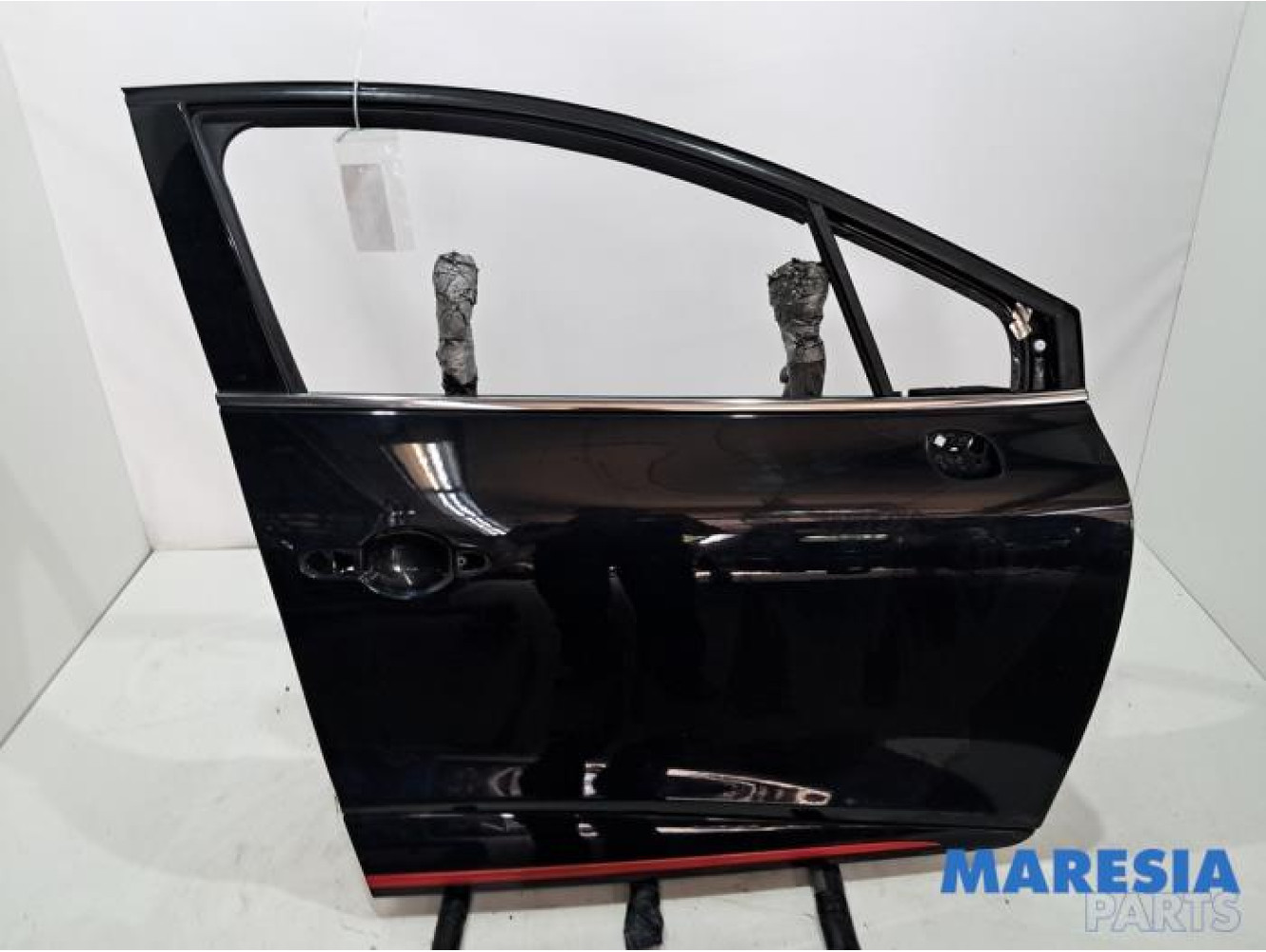 Renault - Clio - Front door 4-door, right