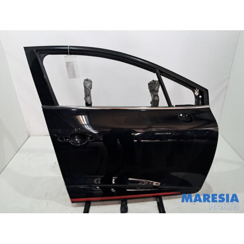 Renault - Clio - Front door 4-door, right