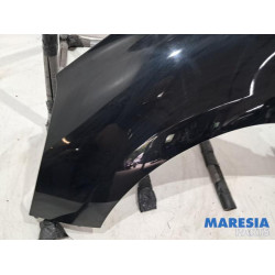 Renault - Clio - Front wing, left
