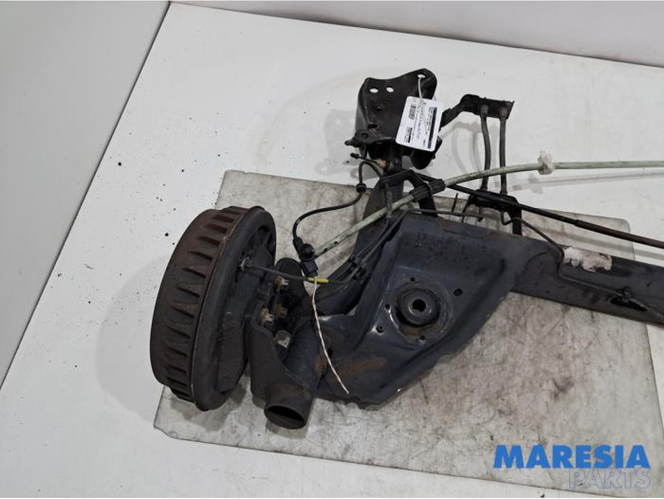 Renault - Clio - Rear-wheel drive axle