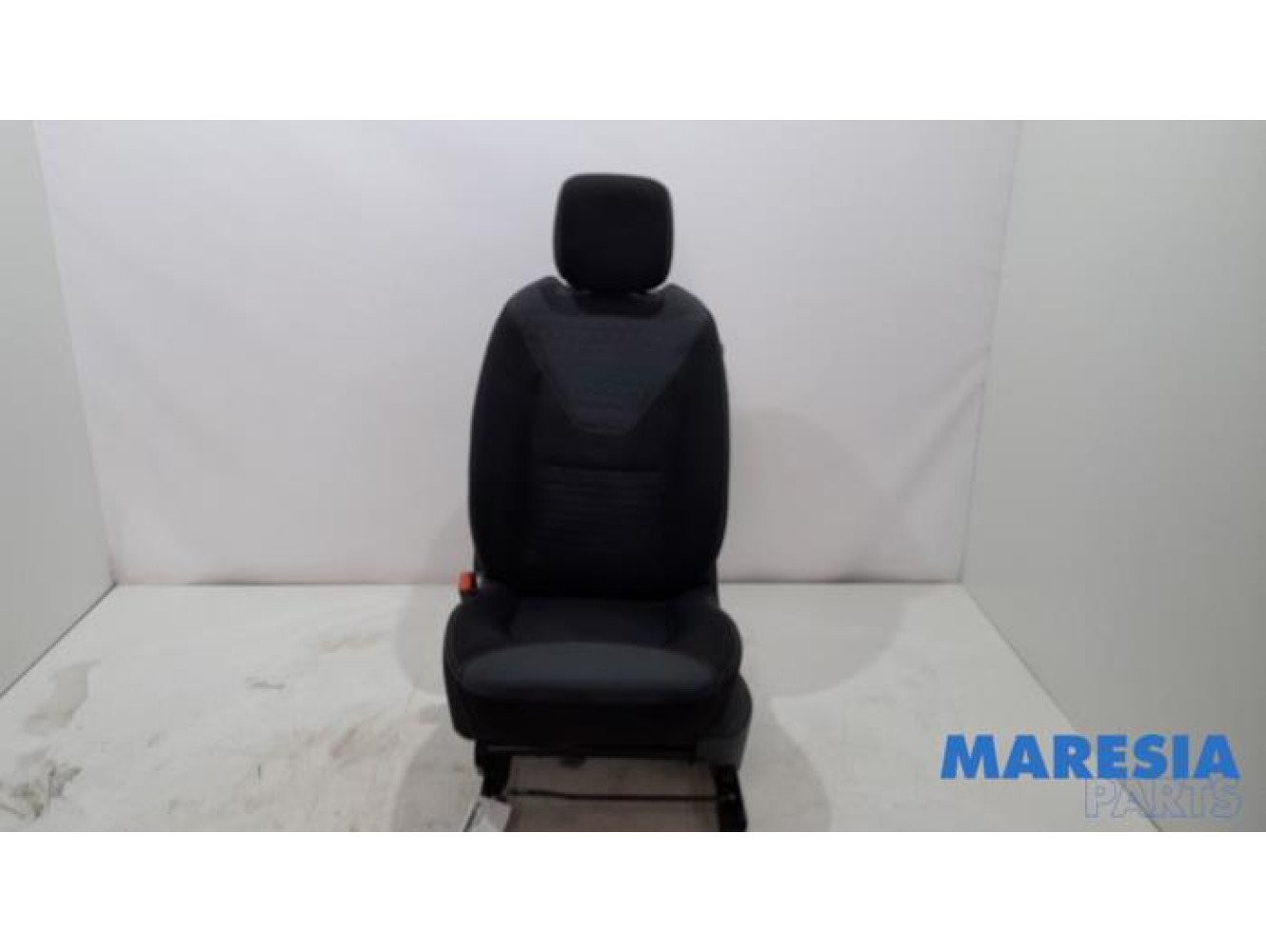 Renault - Clio - Stoel links