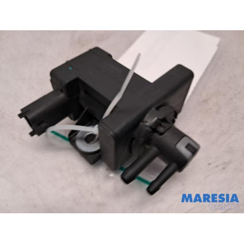 Opel - Astra - Vacuum valve