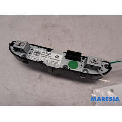 Opel - Astra - Multi-media control unit