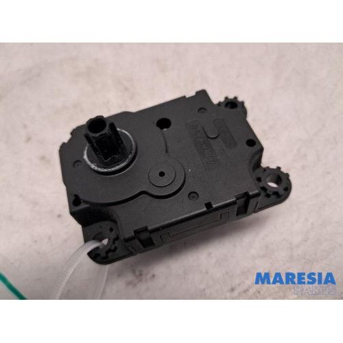 Opel - Astra - Kachelklep Motor