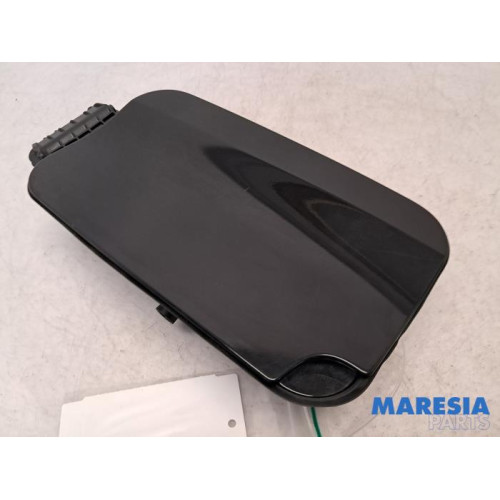 Opel - Combo - Tank Klep
