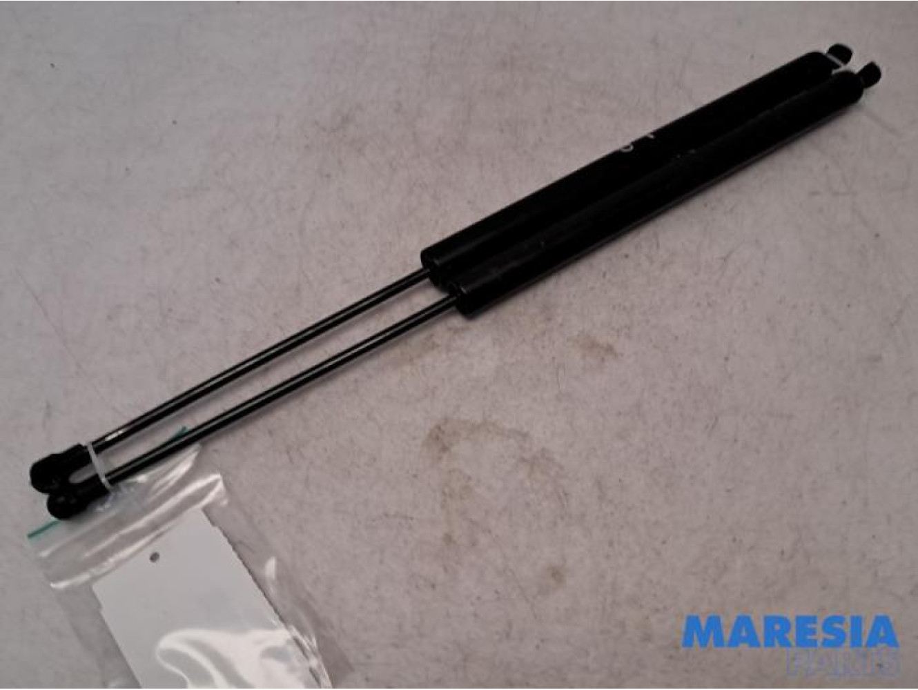 Opel - Combo - Set of tailgate gas struts