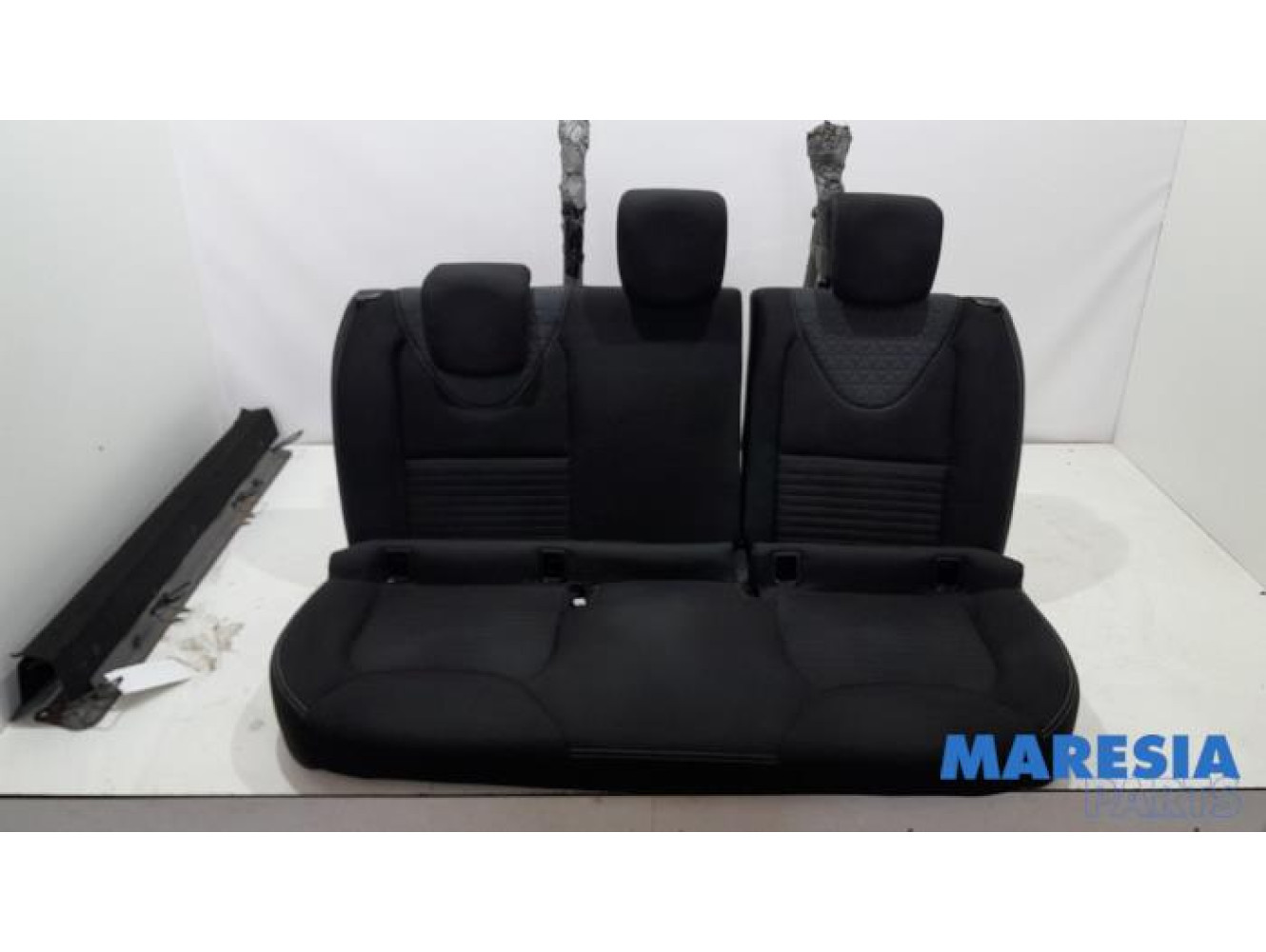 Renault - Clio - Rear bench seat
