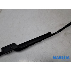 Peugeot - Partner - Front wiper arm