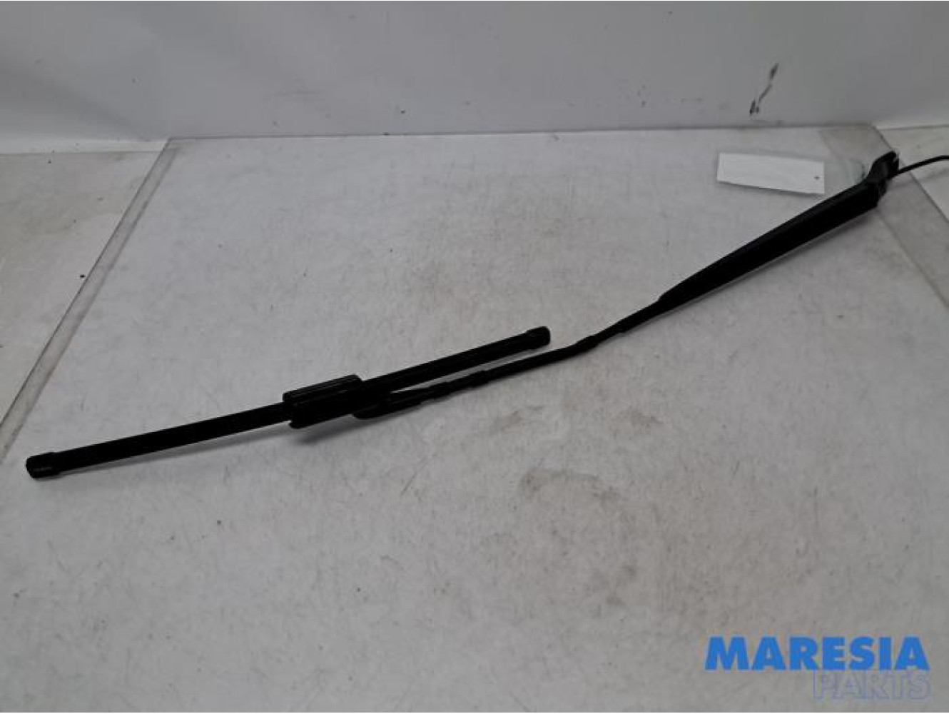 Peugeot - Partner - Front wiper arm