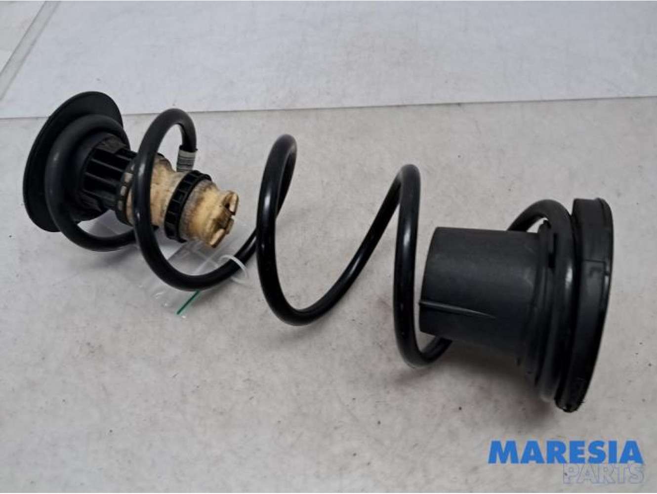 Peugeot - Partner - Rear coil spring