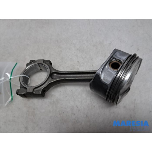 Alfa Romeo - Brera - Connecting rod