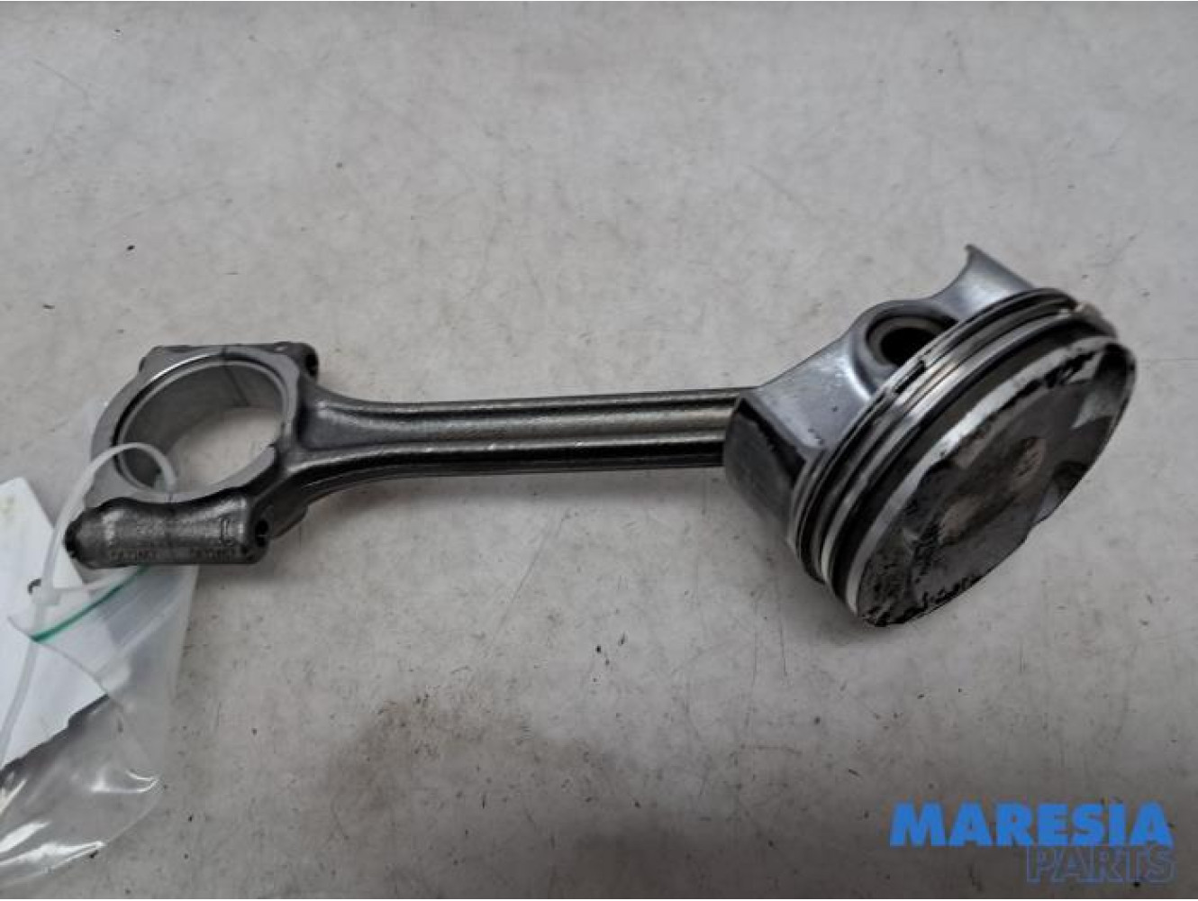 Peugeot - 208 - Connecting rod