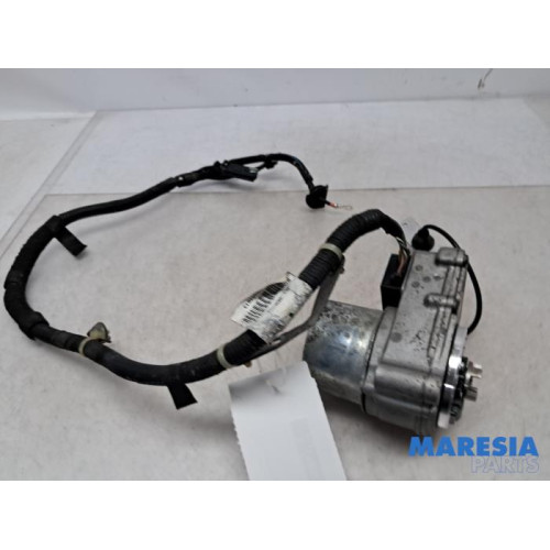 Peugeot - 2008 - Power steering pump