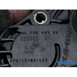 Peugeot - 208 - Thermostat housing
