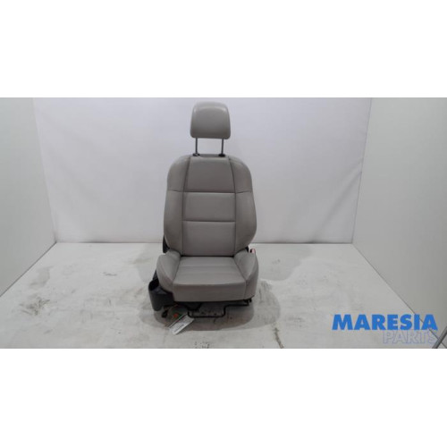 Peugeot - 307 - Seat, right