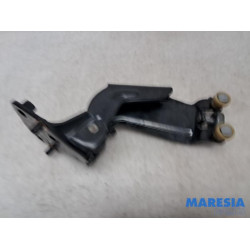 Peugeot - Partner - Sliding door roller, right