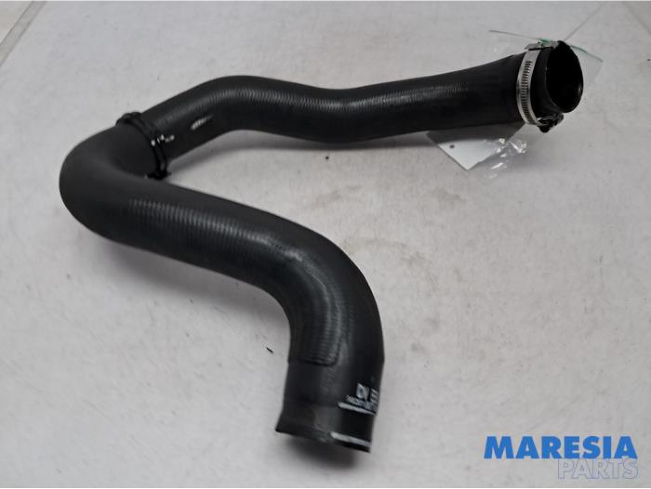 Peugeot - 5008 - Intercooler Schlauch