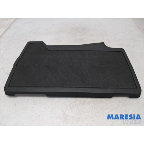 Peugeot - 5008 - Engine protection panel