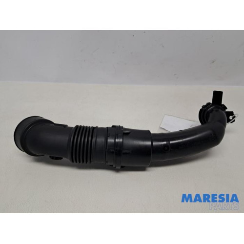 Peugeot - 5008 - Aanzuigslang Lucht