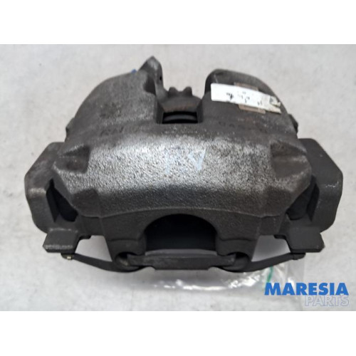 Peugeot - 5008 - Front brake calliper, right