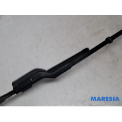 Peugeot - 5008 - Front wiper arm