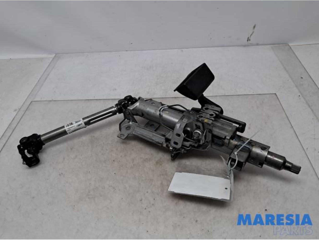 Peugeot - 5008 - Steering column housing