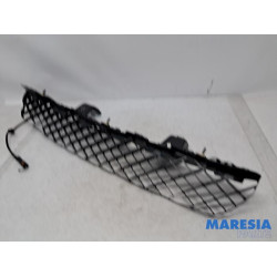 Peugeot - 5008 - Rear bumper bracket central
