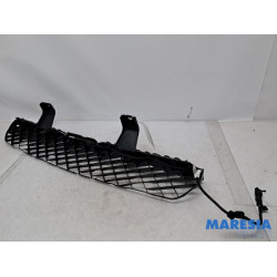 Peugeot - 5008 - Rear bumper bracket central