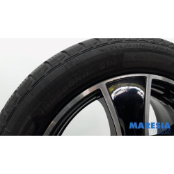 Renault - Clio - Sportvelgenset + banden