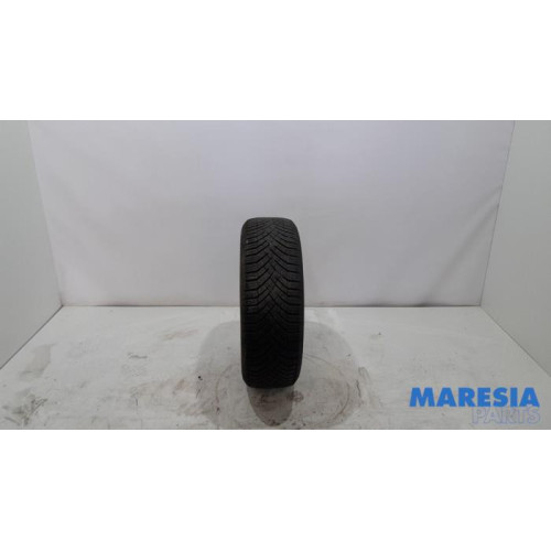 Opel - Combo - Tyre