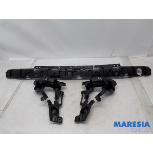 Peugeot - 2008 - Support pare-chocs arrière centre