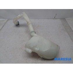 Peugeot - 2008 - Front windscreen washer reservoir